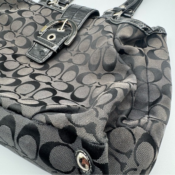 Vintage Coach Soho Black Signature Jacquard Shoulder Bag | Good Used Condition - Picture 11 of 16